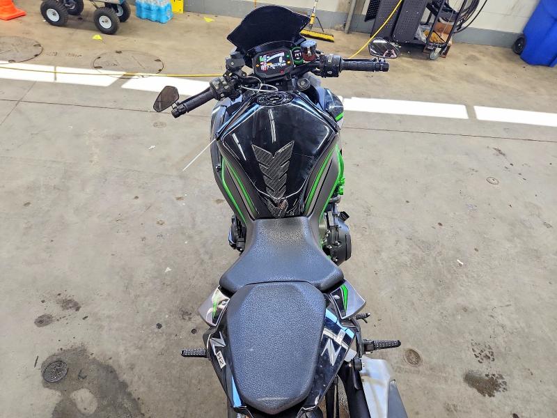 56646296 :رقم المزاد ، JKAZRCK1XLA002612 vin ، 2020 Kawasaki Zr1000 مزاد بيع