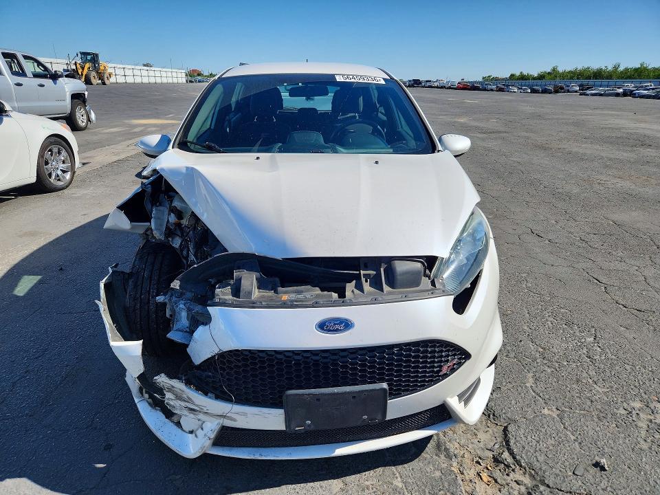 56459336 :رقم المزاد ، 3FADP4GX5KM116193 vin ، 2019 Ford Fiesta مزاد بيع
