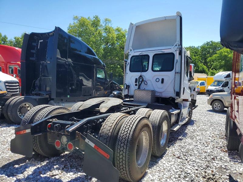 Продажа на аукционе авто 2025 Freightliner Cascadia 126, vin: 3AKJHLDR4SDWC1991, номер лота: 55950356
