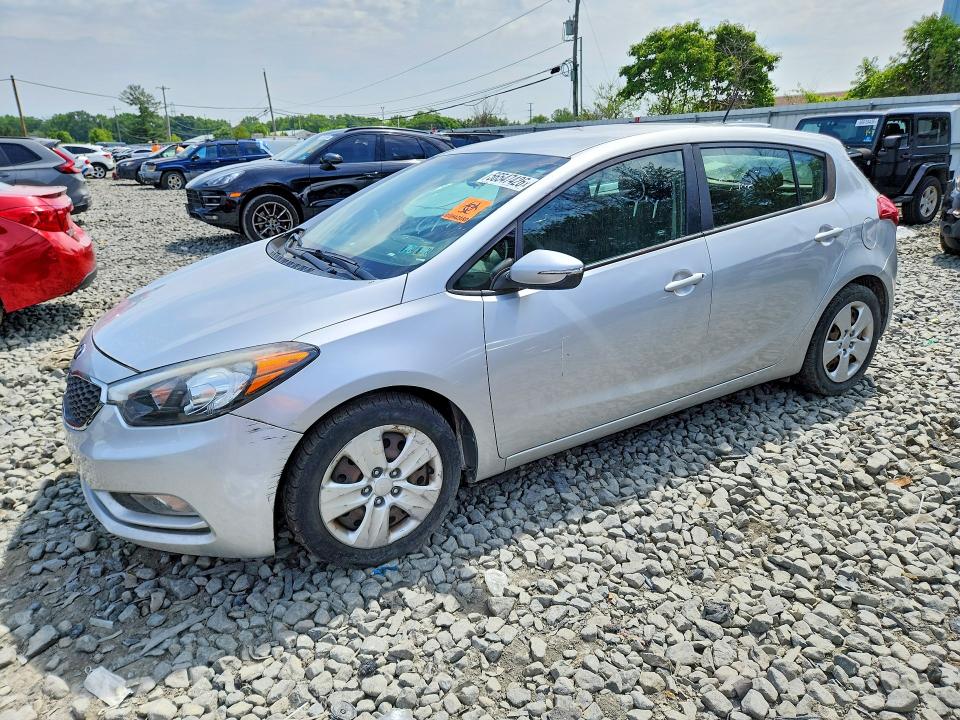 56547426 :رقم المزاد ، KNAFK5A84G5525093 vin ، 2016 Kia Forte مزاد بيع