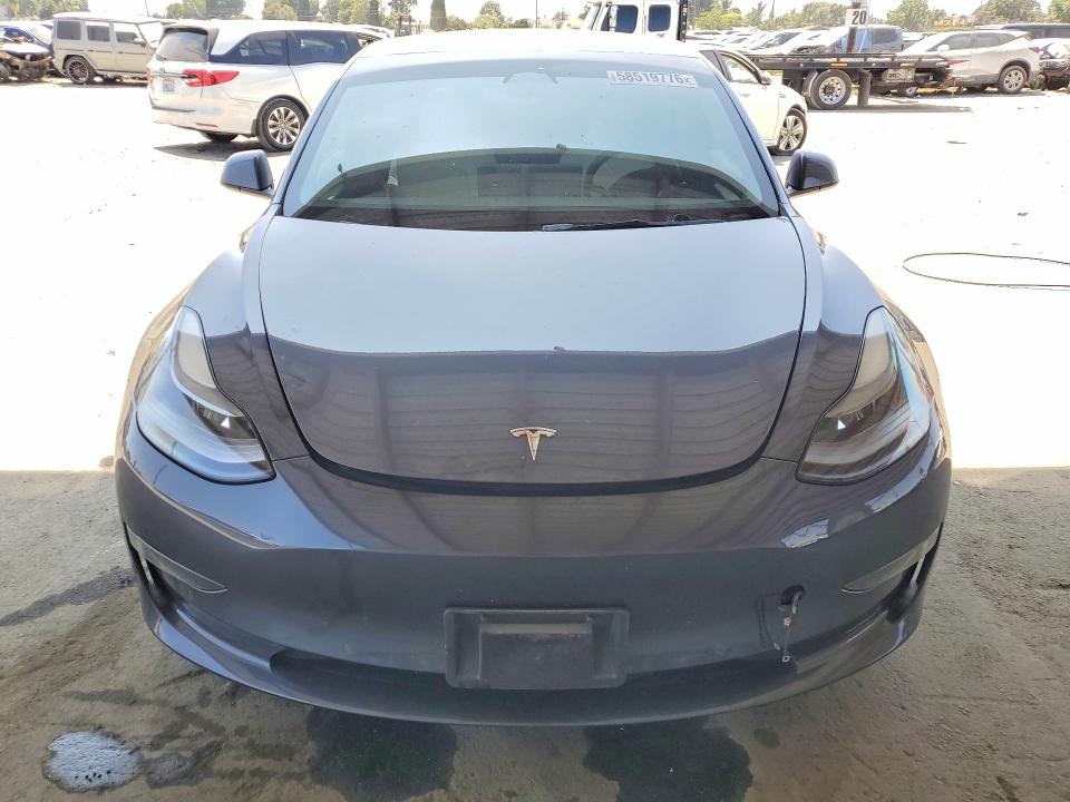 2022 Tesla Model 3 მანქანა იყიდება აუქციონზე, vin: 5YJ3E1EA7NF328417, აუქციონის ნომერი: 58519776