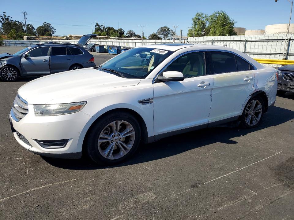 57721096 :رقم المزاد ، 1FAHP2E87EG138020 vin ، 2014 Ford Taurus مزاد بيع