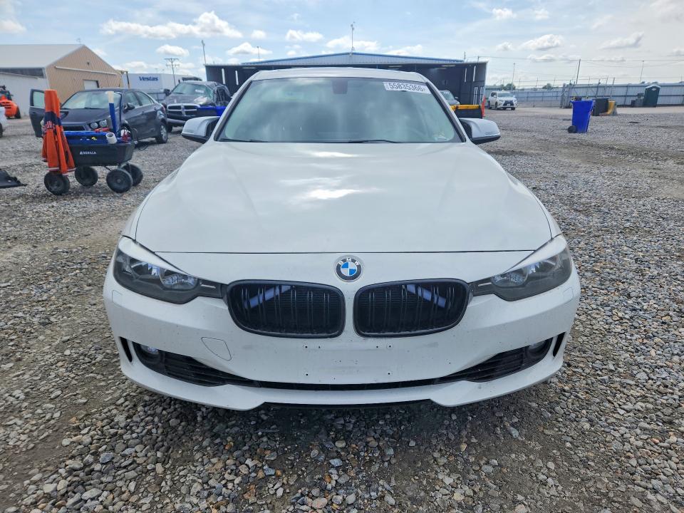 55835366 :رقم المزاد ، WBA3B5G50ENS09980 vin ، 2014 Bmw 328 مزاد بيع