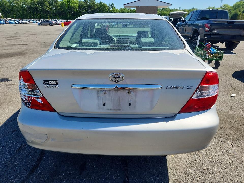 2002 Toyota Camry მანქანა იყიდება აუქციონზე, vin: 4T1BE32KX2U606195, აუქციონის ნომერი: 56114836