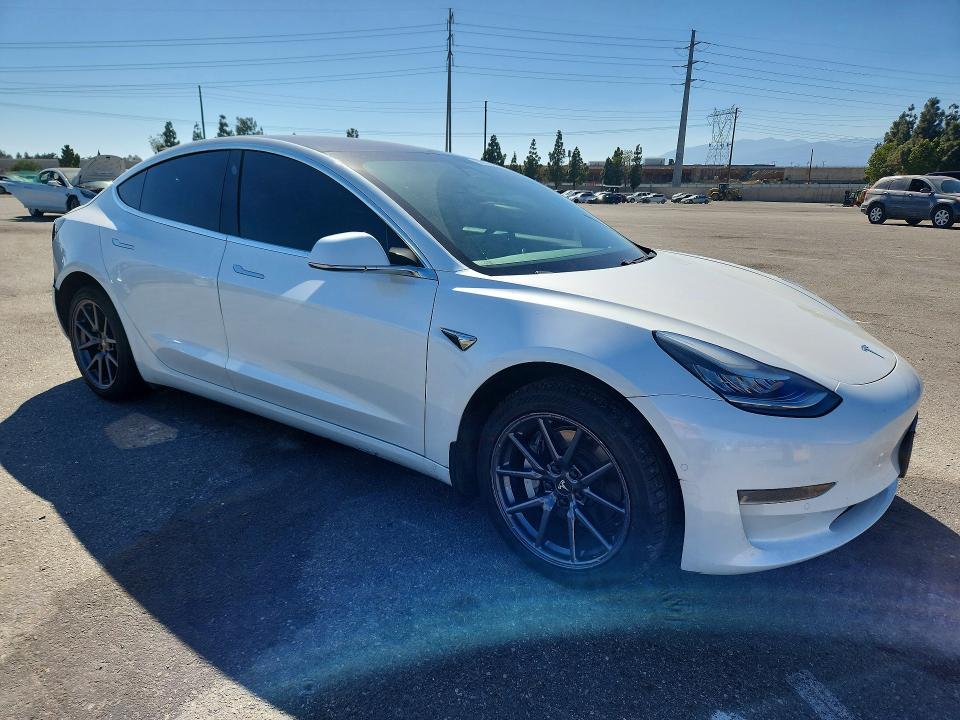 2020 Tesla Model 3 მანქანა იყიდება აუქციონზე, vin: 5YJ3E1EA7LF706247, აუქციონის ნომერი: 58132426