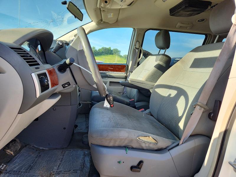 55575296 :رقم المزاد ، 2A8HR54179R585065 vin ، 2009 Chrysler Town & Country مزاد بيع