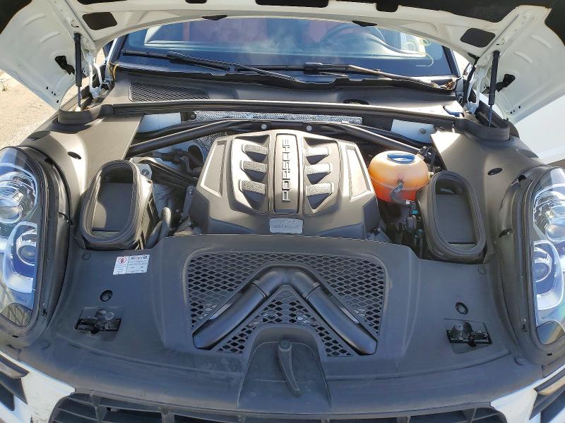 55912636 :رقم المزاد ، WP1AB2A51FLB58146 vin ، 2015 Porsche Macan مزاد بيع