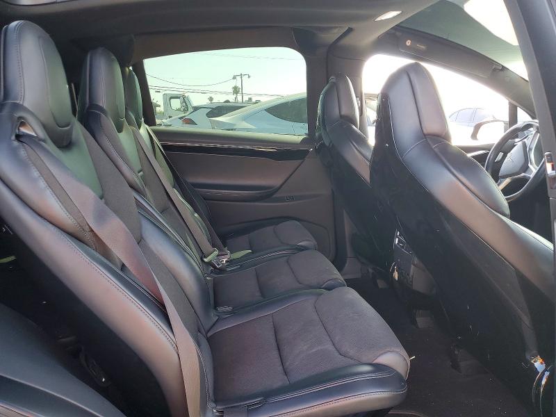 2016 Tesla Model X მანქანა იყიდება აუქციონზე, vin: 5YJXCAE21GF015625, აუქციონის ნომერი: 56080216