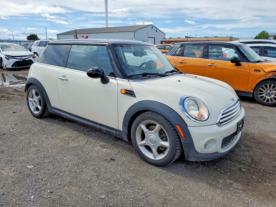 Продажа на аукционе авто 2011 Mini Cooper, vin: WMWSU3C57BT252753, номер лота: 56832126