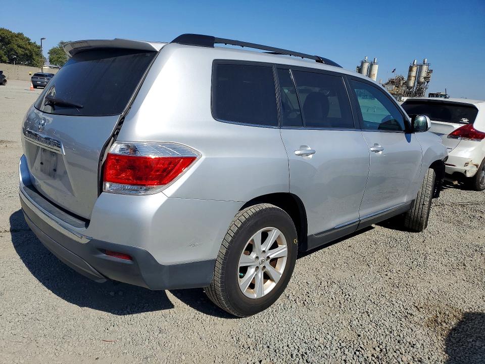 Продажа на аукционе авто 2011 Toyota Highlander, vin: 5TDZK3EH2BS038685, номер лота: 58603526