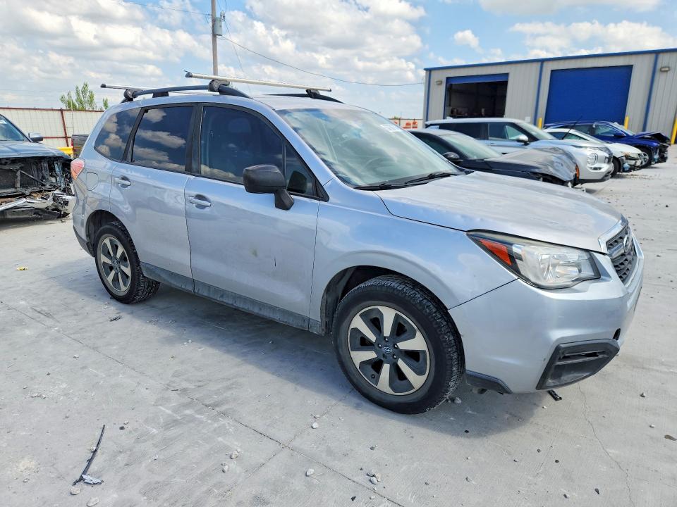 53756756 :رقم المزاد ، JF2SJABC1HH810318 vin ، 2017 Subaru Forester مزاد بيع