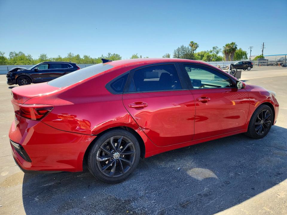 2019 Kia Forte მანქანა იყიდება აუქციონზე, vin: 3KPF34AD2KE021839, აუქციონის ნომერი: 55818026