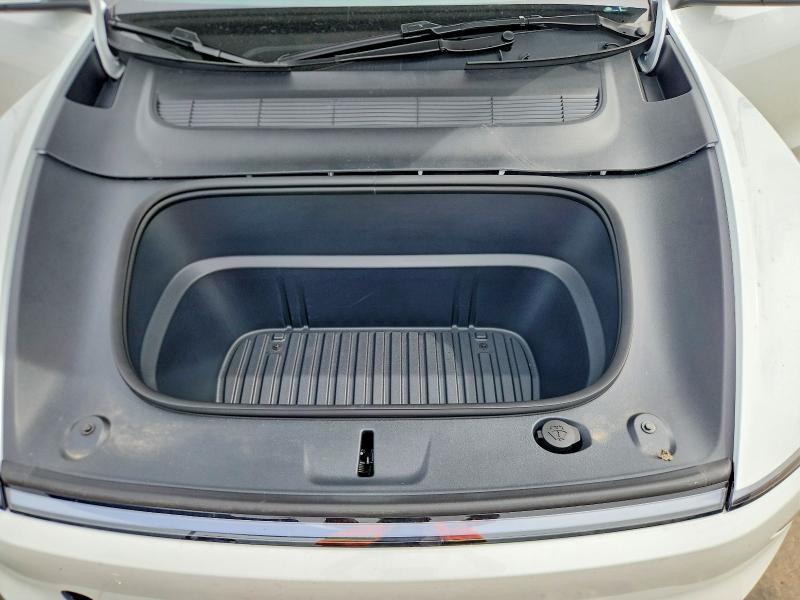 Продаж на аукціоні авто 2026 Tesla Model  Y, vin: 7SAYGDEE2TF636504, номер лоту: 57705526