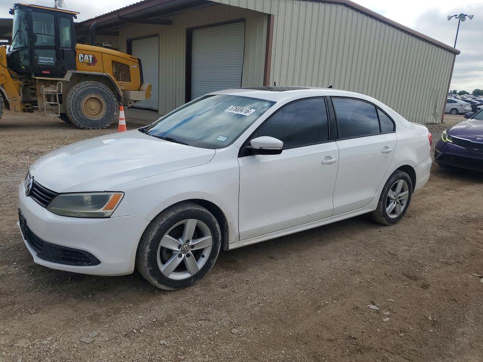 57669416 :رقم المزاد ، 3VW3L7AJ2CM369851 vin ، 2012 Volkswagen Jetta مزاد بيع