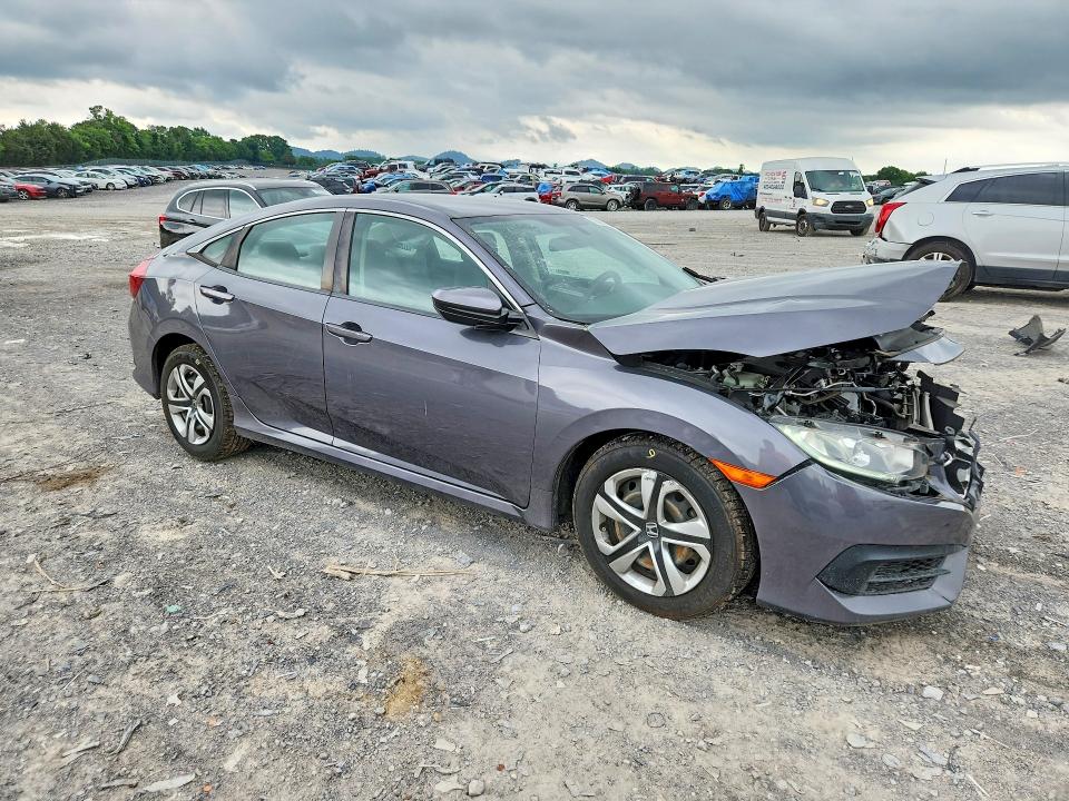2018 Honda Civic მანქანა იყიდება აუქციონზე, vin: 2HGFC2F50JH580624, აუქციონის ნომერი: 55691086