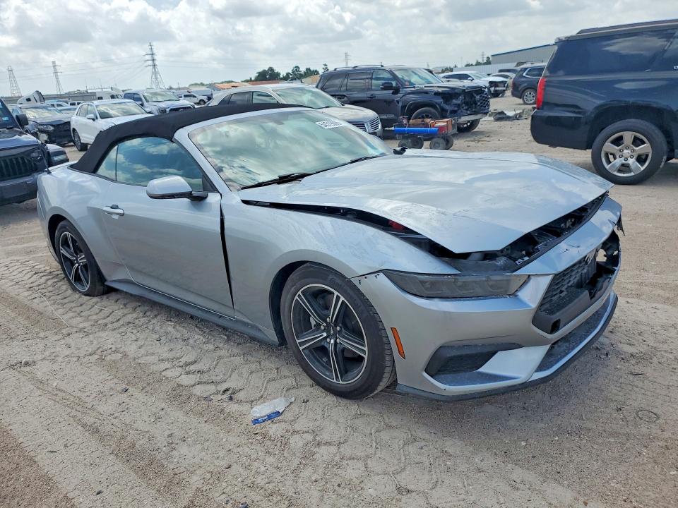 54519096 :رقم المزاد ، 1FAGP8UH7S5120642 vin ، 2025 Ford Mustang مزاد بيع