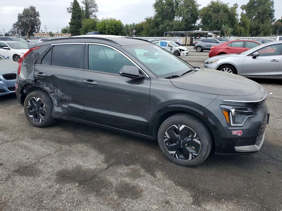 Продаж на аукціоні авто 2024 Kia Niro, vin: KNDCR3L11R5095676, номер лоту: 56169126