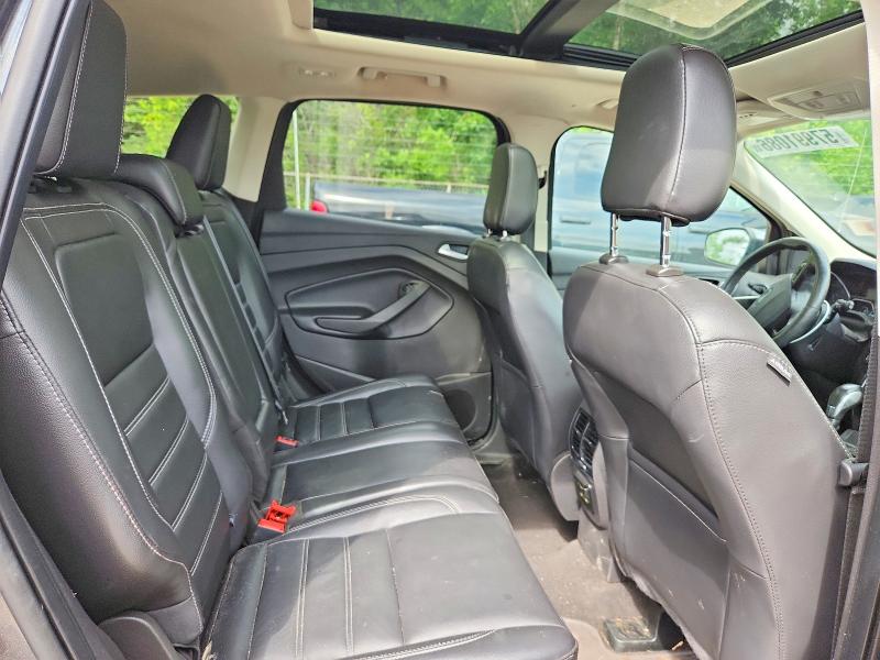 57991086 :رقم المزاد ، 1FMCU9J93KUB23267 vin ، 2019 Ford Escape مزاد بيع