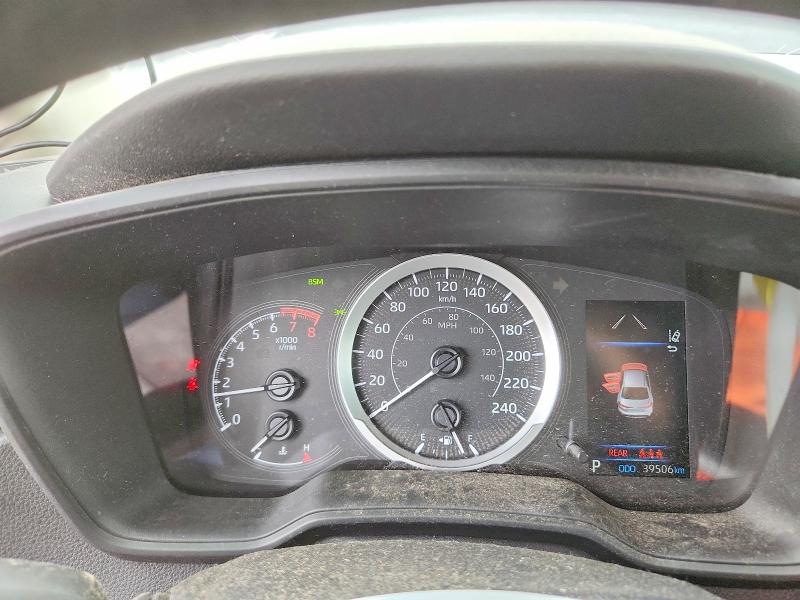 55921066 :رقم المزاد ، 5YFBPMBE9NP327305 vin ، 2022 Toyota Corolla مزاد بيع