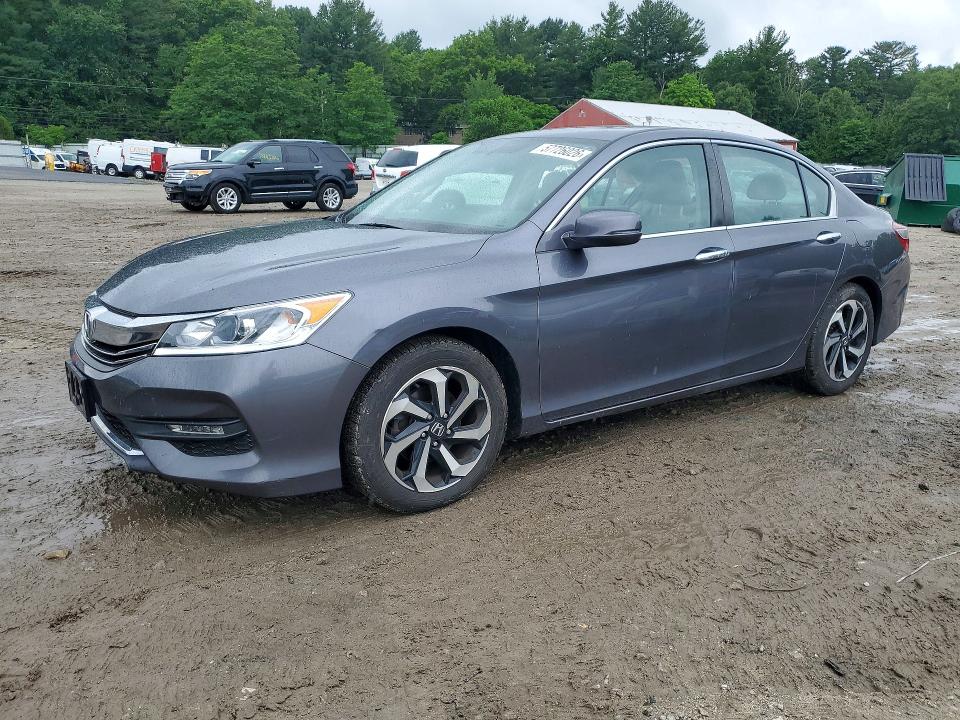 Auction sale of the 2017 Honda Accord, vin: 1HGCR2F88HA201213, lot number: 57726026