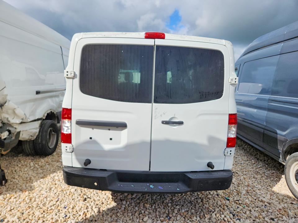 Продажа на аукционе авто 2018 Niss Nv, vin: 1N6BF0KM7JN815059, номер лота: 50959826