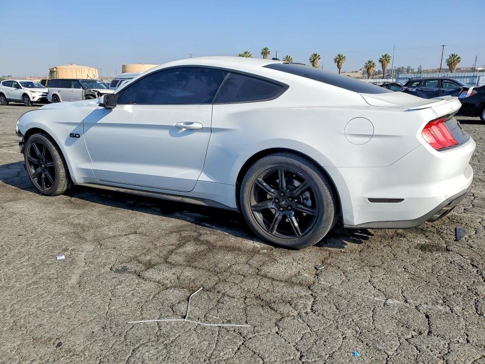 56739706 :رقم المزاد ، 1FA6P8CF5J5156615 vin ، 2018 Ford Mustang مزاد بيع