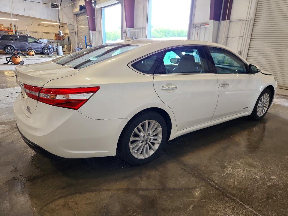 2015 Toyota Avalon Hybrid მანქანა იყიდება აუქციონზე, vin: 4T1BD1EB9FU044783, აუქციონის ნომერი: 56252326