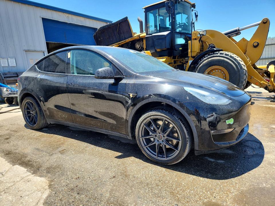 Продажа на аукционе авто 2021 Tesla Model Y, vin: 5YJYGDED9MF162993, номер лота: 56089426