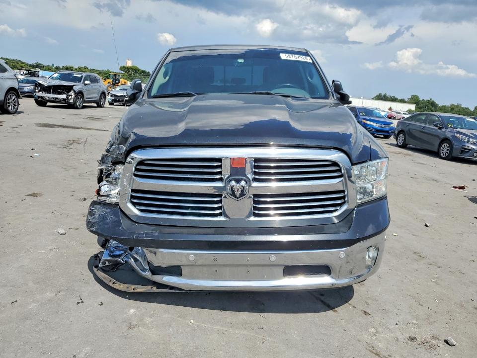 58702926 :رقم المزاد ، 1C6RR6LT8HS513428 vin ، 2017 Ram 1500 مزاد بيع
