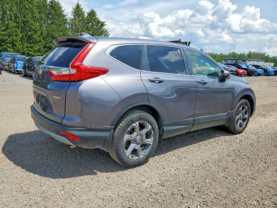 55268846 :رقم المزاد ، 2HKRW2H89JH112439 vin ، 2018 Honda Cr-v مزاد بيع