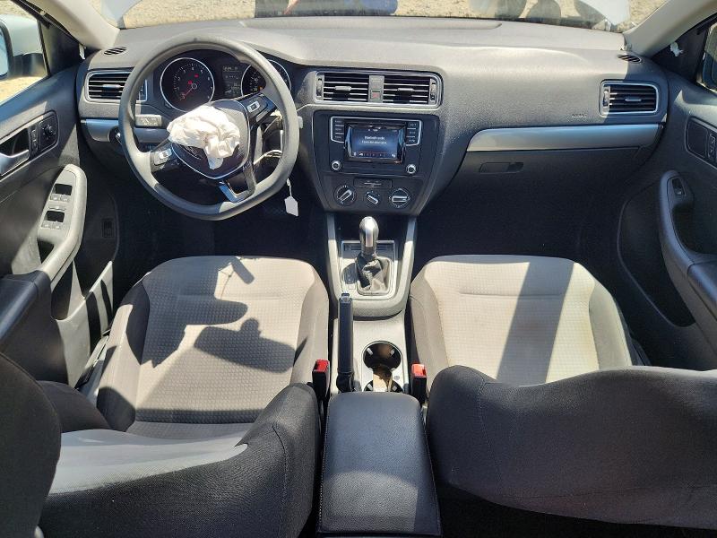56473126 :رقم المزاد ، 3VW2B7AJ5HM235986 vin ، 2017 Volkswagen Jetta مزاد بيع