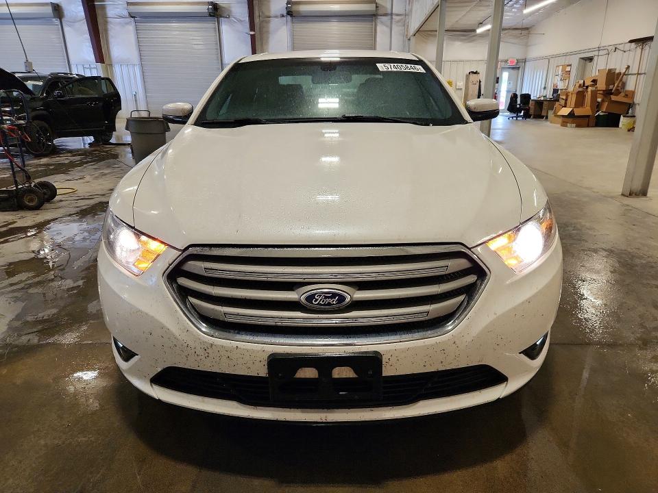 2013 Ford Taurus მანქანა იყიდება აუქციონზე, vin: 1FAHP2E87DG221350, აუქციონის ნომერი: 57405846