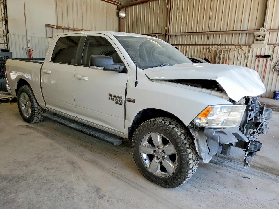 59194816 :رقم المزاد ، 1C6RR6LT5KS529500 vin ، 2019 Ram 1500 Classic مزاد بيع