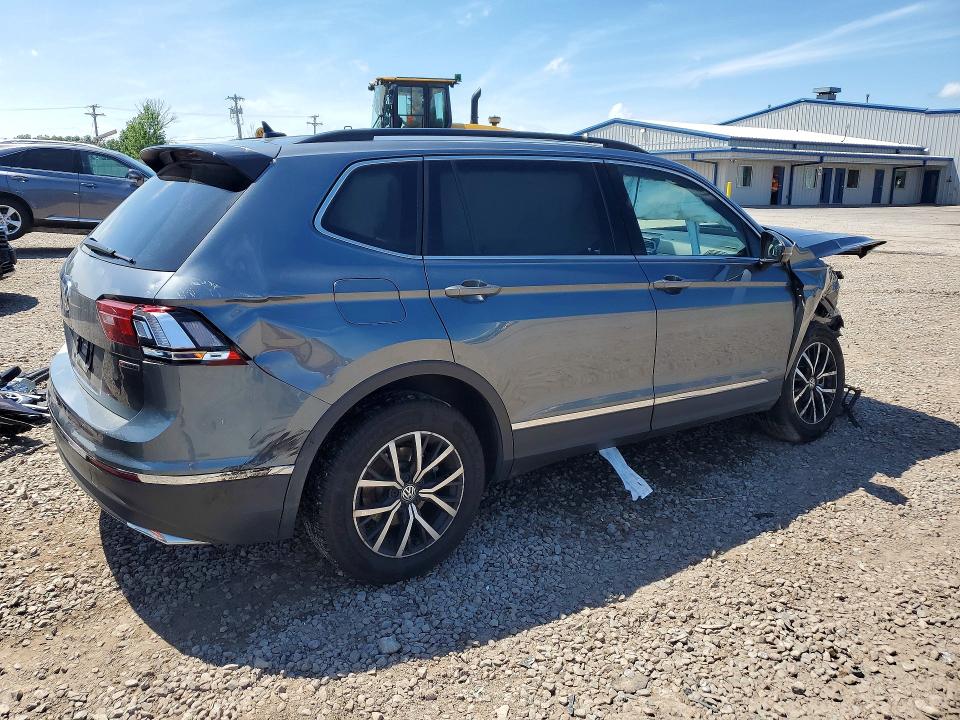 59107306 :رقم المزاد ، 3VV2B7AX1MM087516 vin ، 2021 Volkswagen Tiguan مزاد بيع