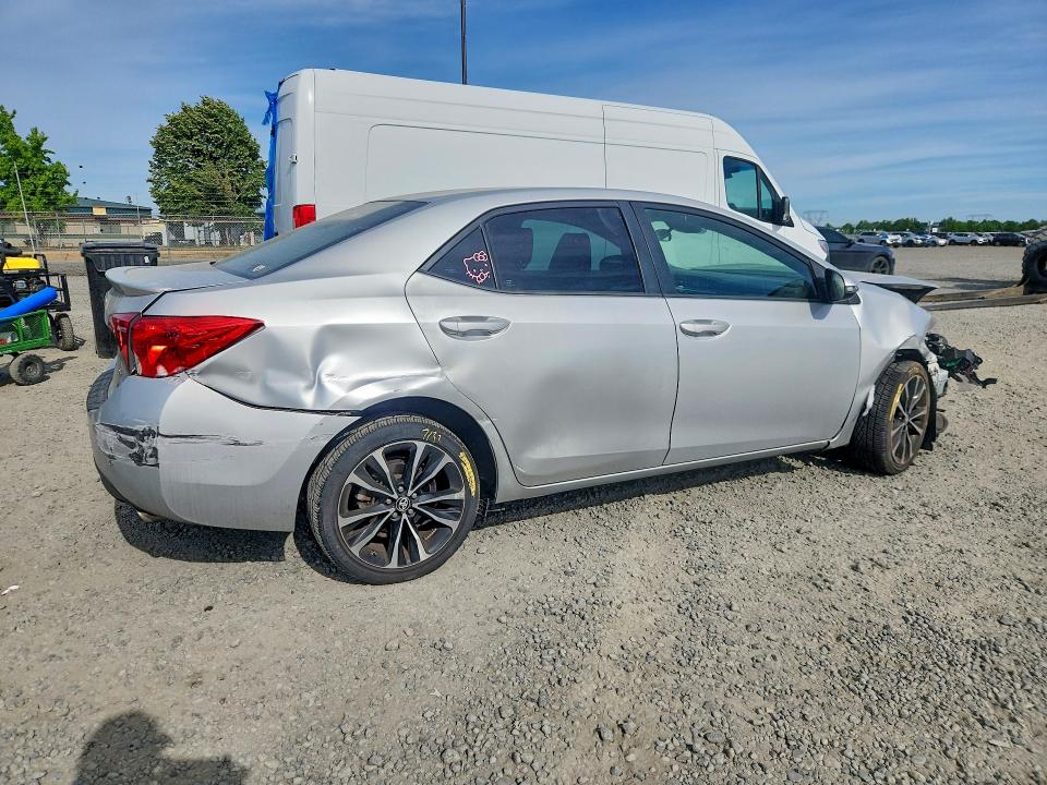 Продажа на аукционе авто 2017 Toyota Corolla, vin: 5YFBURHE8HP628519, номер лота: 57625186