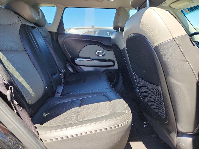 2018 Kia Soul მანქანა იყიდება აუქციონზე, vin: KNDJP3A58J7615061, აუქციონის ნომერი: 57567986
