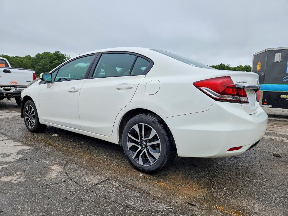 58381626 :رقم المزاد ، 19XFB2F82FE073500 vin ، 2015 Honda Civic مزاد بيع
