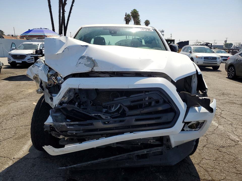 56505296 :رقم المزاد ، 5TFRX5GN5JX112030 vin ، 2018 Toyota Tacoma مزاد بيع