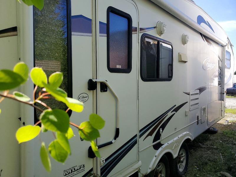 2010 Keystone Rv Cougar Fif მანქანა იყიდება აუქციონზე, vin: 4YDF27622A2506003, აუქციონის ნომერი: 50994506