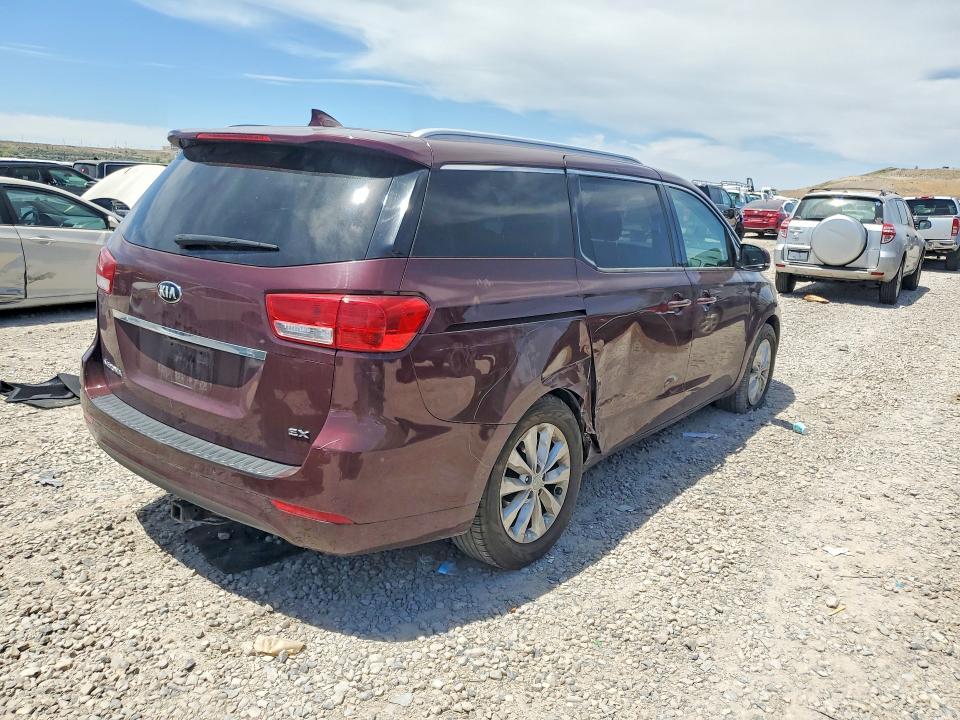 54752256 :رقم المزاد ، KNDMC5C11J6398926 vin ، 2018 Kia Sedona مزاد بيع