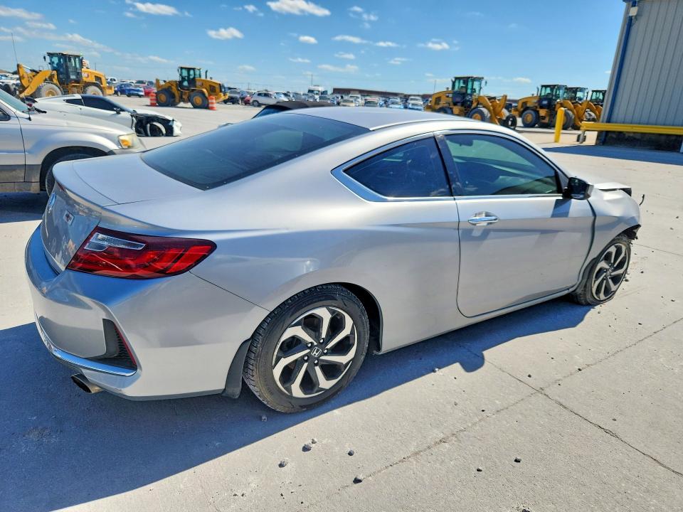 Продаж на аукціоні авто 2017 Honda Accord, vin: 1HGCT1B35HA004201, номер лоту: 57022156
