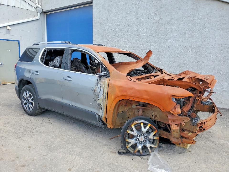 55556386 :رقم المزاد ، 1GKKNUL43PZ203359 vin ، 2023 Gmc Acadia مزاد بيع