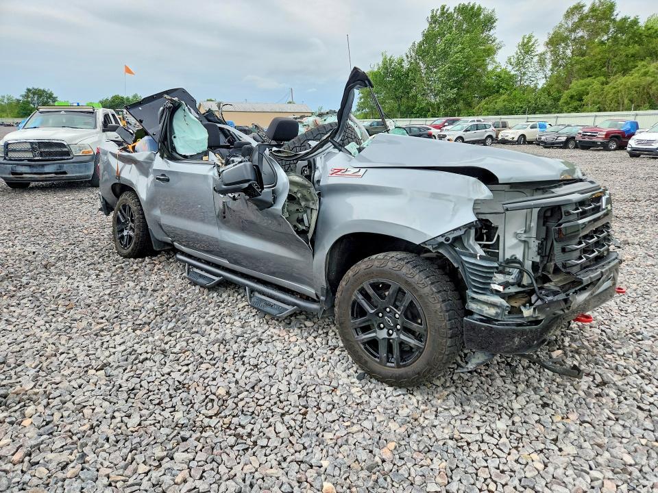 2025 Chevrolet Silverado მანქანა იყიდება აუქციონზე, vin: 3GCUKFED8SG200844, აუქციონის ნომერი: 56039806