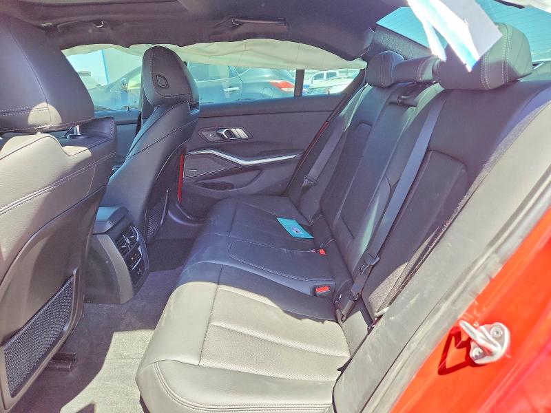 56163336 :رقم المزاد ، 3MW89FF03P8D35642 vin ، 2023 Bmw 330xi مزاد بيع