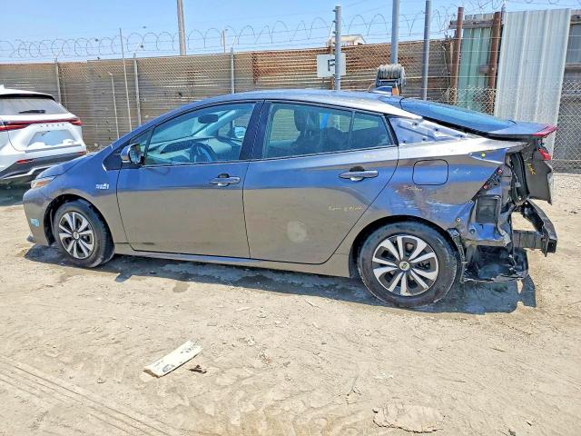 2017 Toyota Prius Prime მანქანა იყიდება აუქციონზე, vin: JTDKARFP4H3046715, აუქციონის ნომერი: 58231746