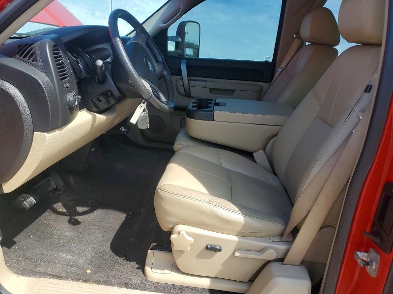 56989176 :رقم المزاد ، 1GCSKSE37AZ148953 vin ، 2010 Chevrolet Silverado مزاد بيع