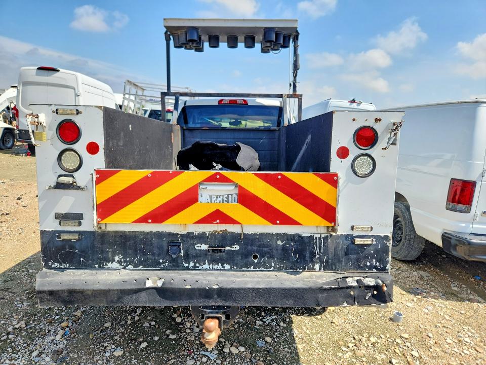 Продаж на аукціоні авто 2019 Chevrolet Silverado, vin: 2GC2CREG5K1119468, номер лоту: 49001906
