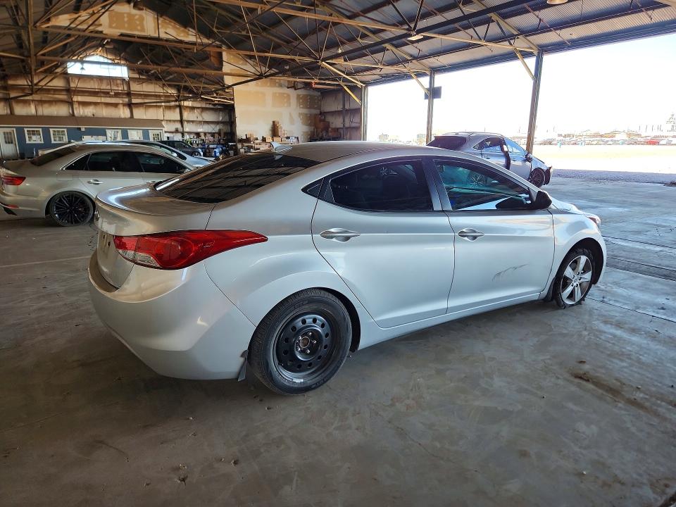 56438526 :رقم المزاد ، KMHDH4AE0DU606596 vin ، 2013 Hyundai Elantra مزاد بيع