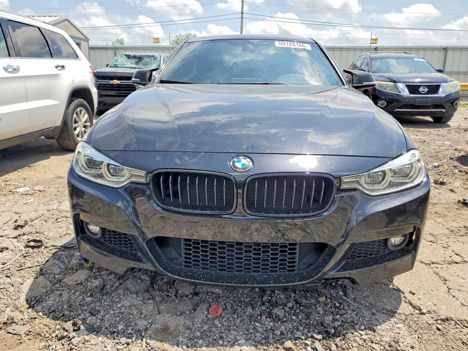 59128166 :رقم المزاد ، WBA8B7C36HA190028 vin ، 2017 Bmw 340 مزاد بيع