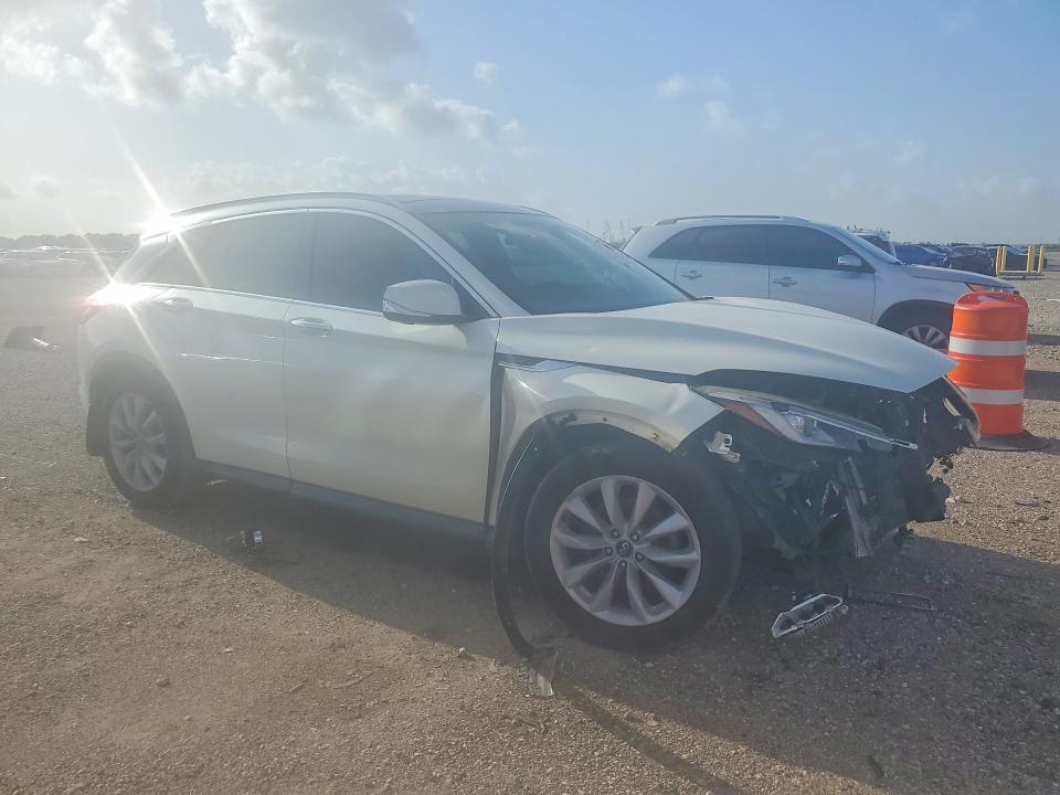 57869586 :رقم المزاد ، 3PCAJ5M17KF108184 vin ، 2019 Infiniti Qx50 مزاد بيع